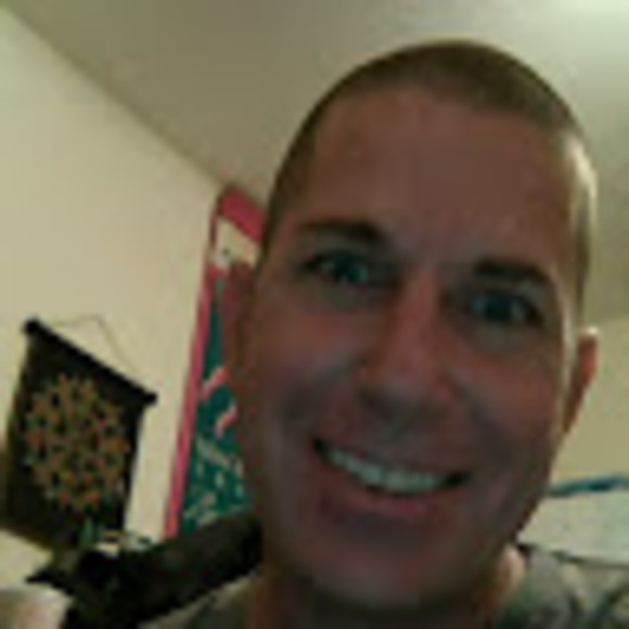 Meet your Posher, Steven - Picture 1 of 2